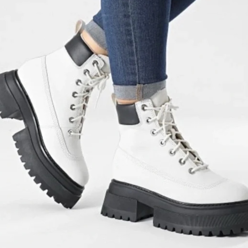 Timberland Sky 6 Inch Lace-up Boots Leather Combat Booties White 8.5  NEW